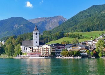 Lake Wolfgang | Villages & Attractions Around the Lake