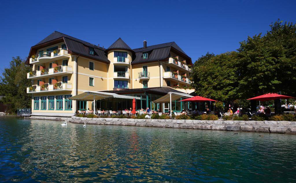 The hotel is on the lakeside. 