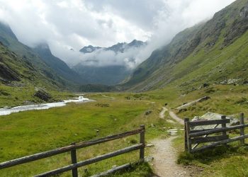 Stubai Valley | Glacier & Top of Tyrol Observation Deck