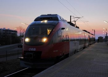 Vienna Airport to City Center | All Transportation Options