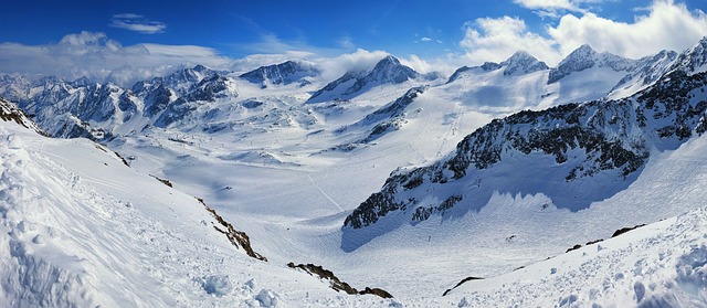 The snowy peaks of the Stubai Valley area