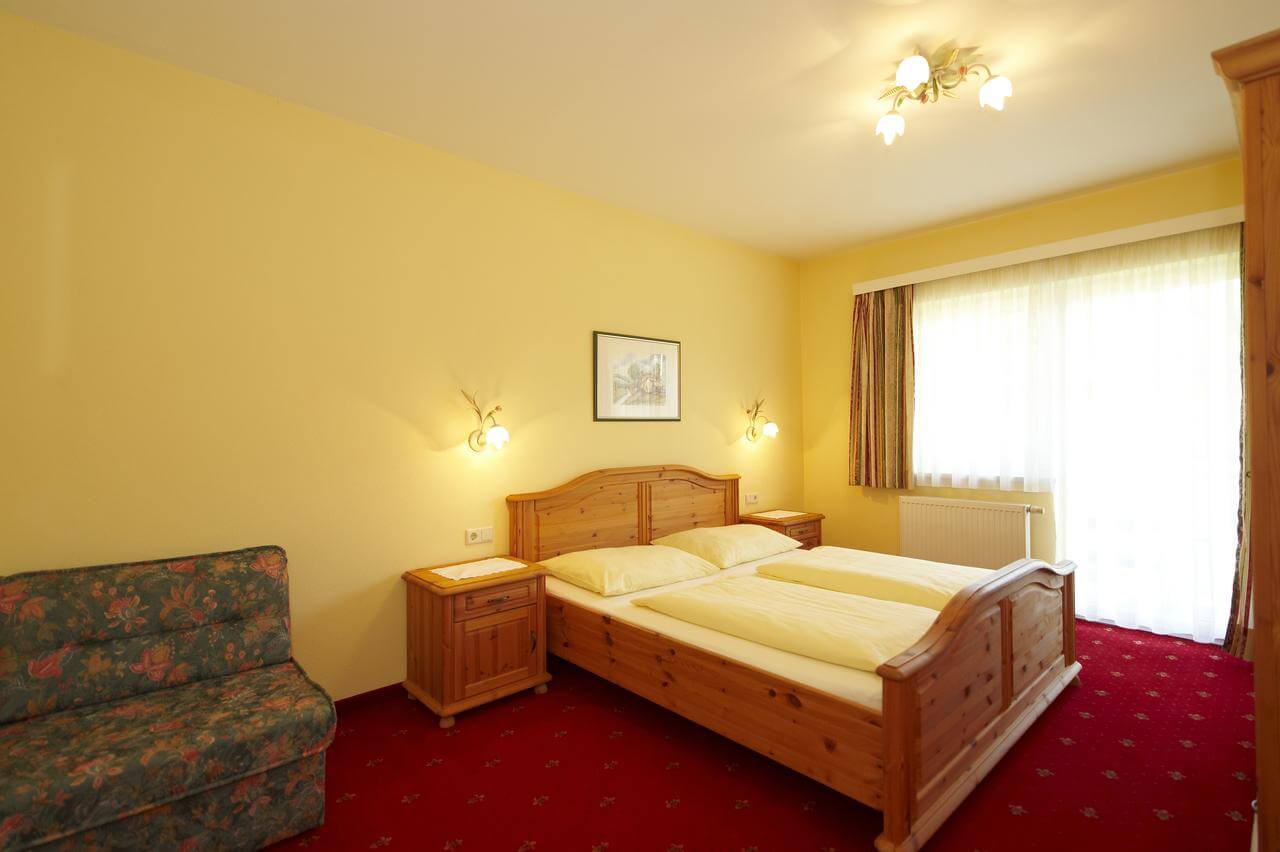 Room at the Fichler Apartment Hotel