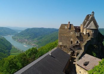 The view from the top of the ruined Aggstein Castle