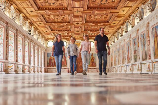 The Spanish Hall in the Upper Castle. Courtesy of Innsbruck Tourismus / Kathrin Baumann
