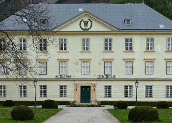 Accommodation Outside Vienna | Alps, Wachau, Baden