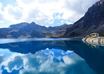 Lünersee in Vorarlberg | An Alpine Gem in Western Austria