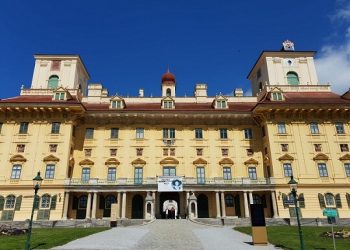 Eisenstadt & Esterhazy Palace | A Day Trip from Vienna