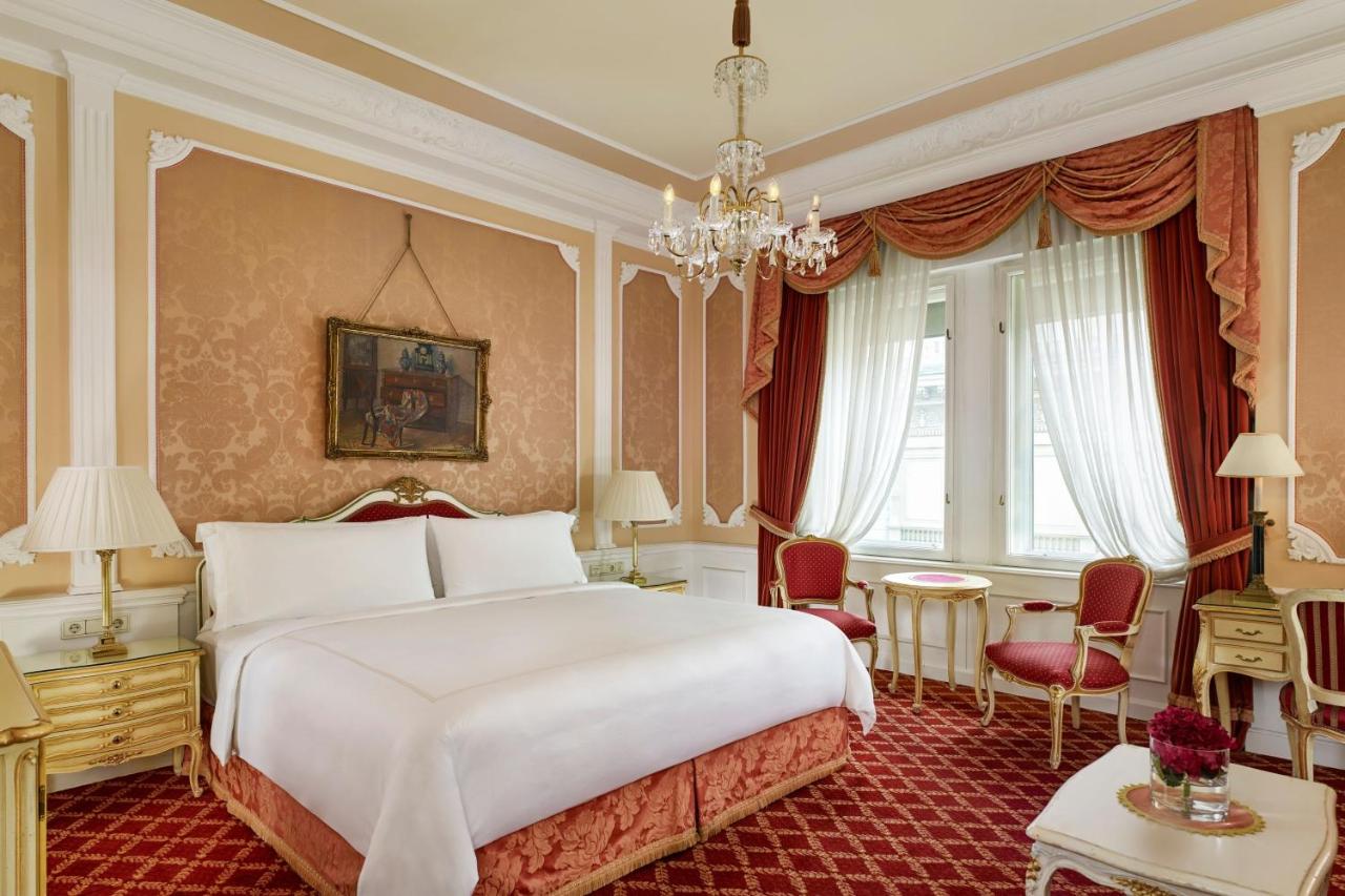 A room at the Imperial Hotel. Courtesy of Booking.com.