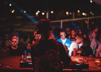 Best Nightlife Areas in Vienna | Where to Go Out to?