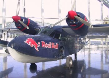 Hangar 7 in Salzburg | Red Bull’s Aircraft and Car Museum