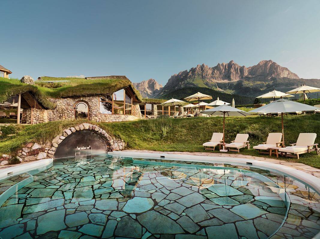 The pool complex at the luxurious spa hotel. Courtesy of the official hotel website